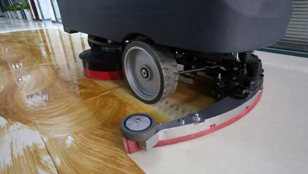 洗地機,哪個品牌好呢